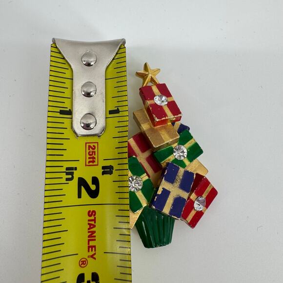 Vintage Enamel Rhinestone Christmas Tree Gift Stack Brooch Pin - Picture 3 of 3
